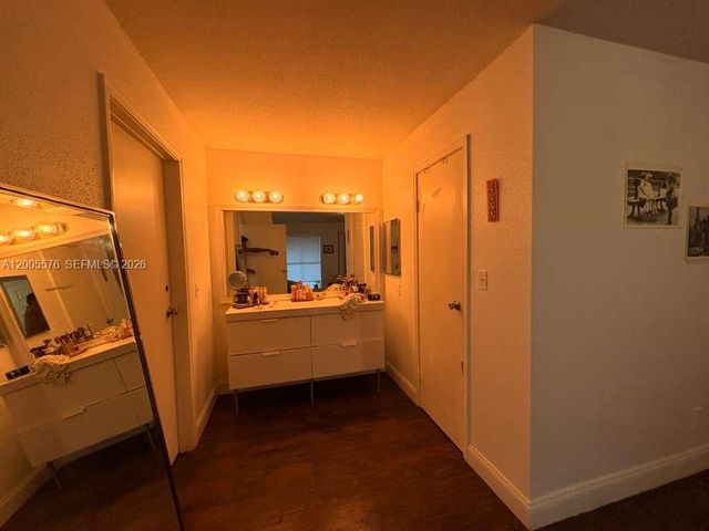 833 Riverside Dr 834, Coral Springs, FL 33071