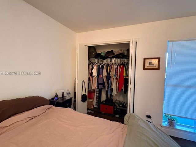 833 Riverside Dr 834, Coral Springs, FL 33071