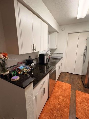 833 Riverside Dr 834, Coral Springs, FL 33071