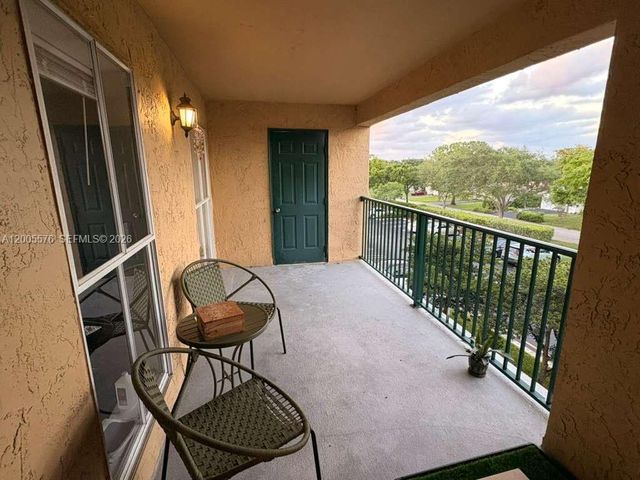 833 Riverside Dr 834, Coral Springs, FL 33071