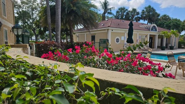 833 Riverside Dr 834, Coral Springs, FL 33071