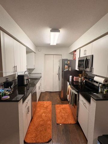 833 Riverside Dr 834, Coral Springs, FL 33071