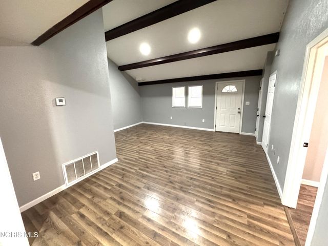 6143 Seaman Road, Oregon, OH 43616