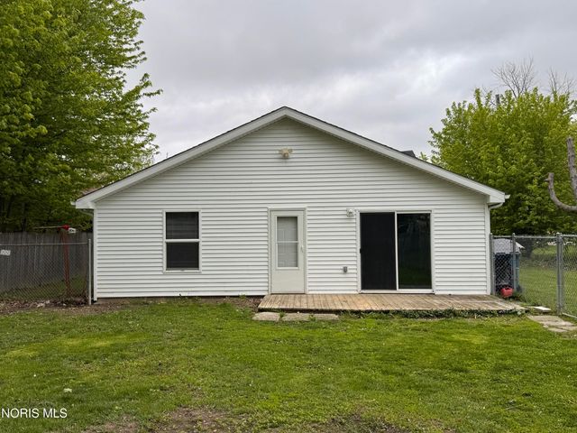 6143 Seaman Road, Oregon, OH 43616