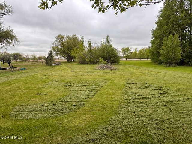 6143 Seaman Road, Oregon, OH 43616