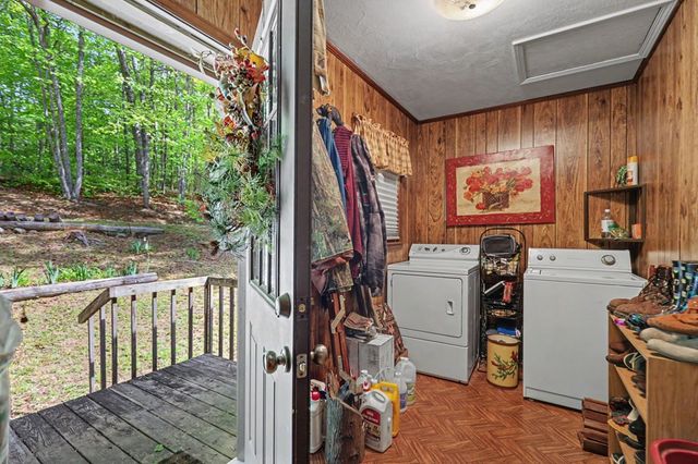 3235 Hiwassee Dam Access Road, Murphy, NC 28906