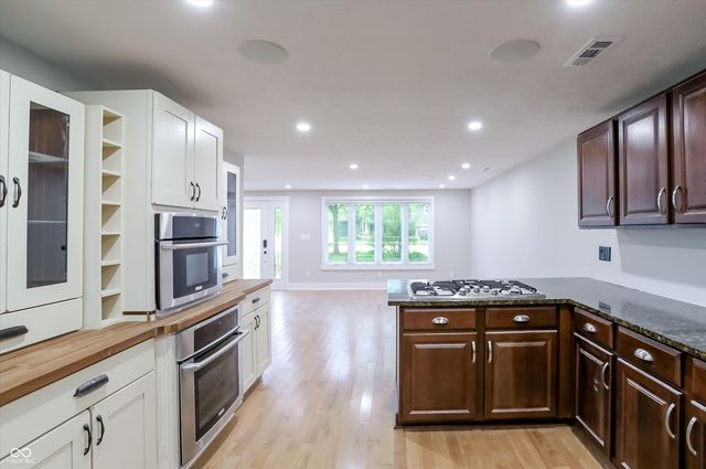 12604 Markay Drive, Fishers, IN 46038