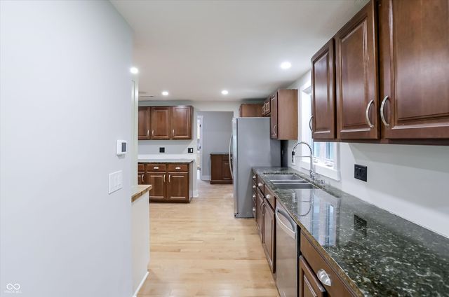12604 Markay Drive, Fishers, IN 46038