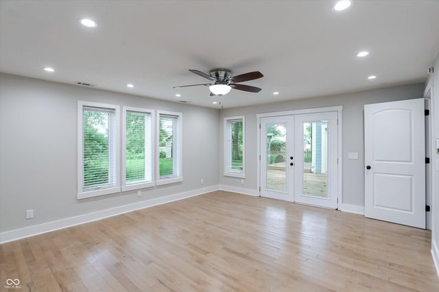 12604 Markay Drive, Fishers, IN 46038