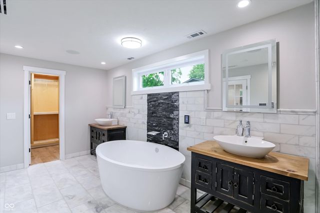 12604 Markay Drive, Fishers, IN 46038