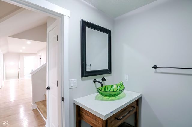 12604 Markay Drive, Fishers, IN 46038