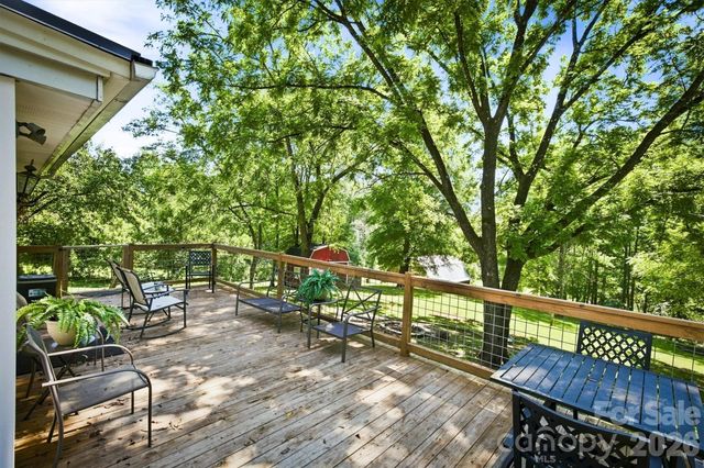 116 Amherst Road, Morganton, NC 28655