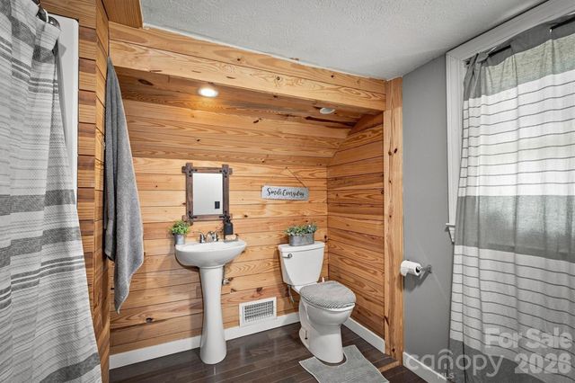 116 Amherst Road, Morganton, NC 28655