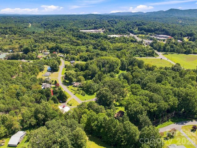 116 Amherst Road, Morganton, NC 28655