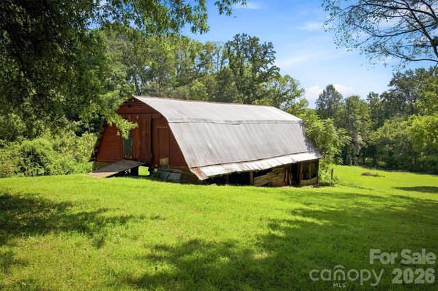 116 Amherst Road, Morganton, NC 28655