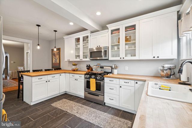 1306 E COLUMBIA, Philadelphia, PA 19125