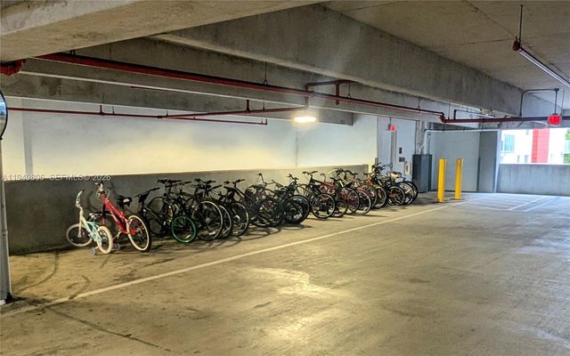 7825 NW 107th Ave 212, Doral, FL 33178