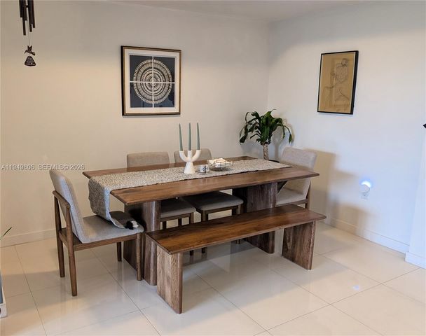 7825 NW 107th Ave 212, Doral, FL 33178