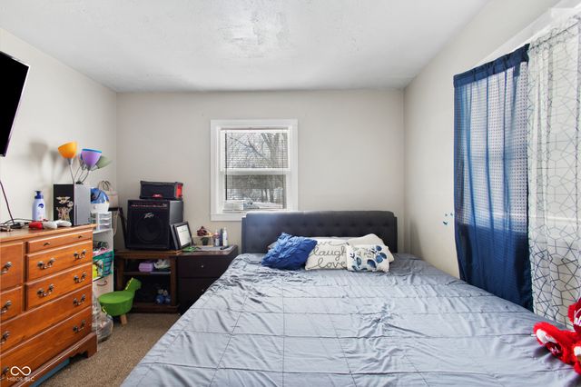 2058 Mac Court, Indianapolis, IN 46203