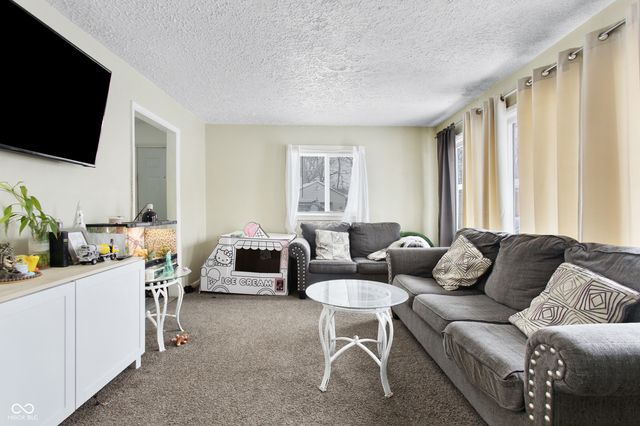 2058 Mac Court, Indianapolis, IN 46203