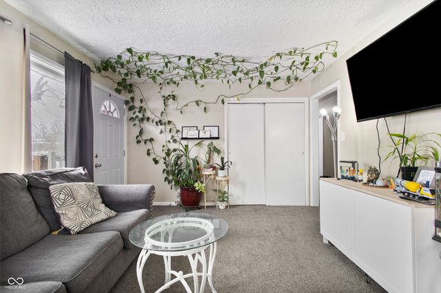 2058 Mac Court, Indianapolis, IN 46203