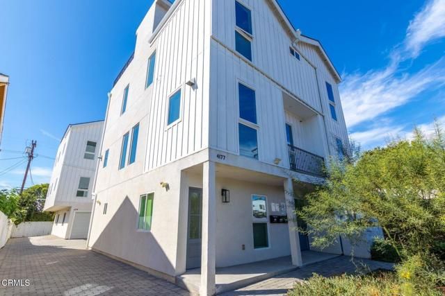 4177 S Normandie Avenue, Los Angeles, CA 90037