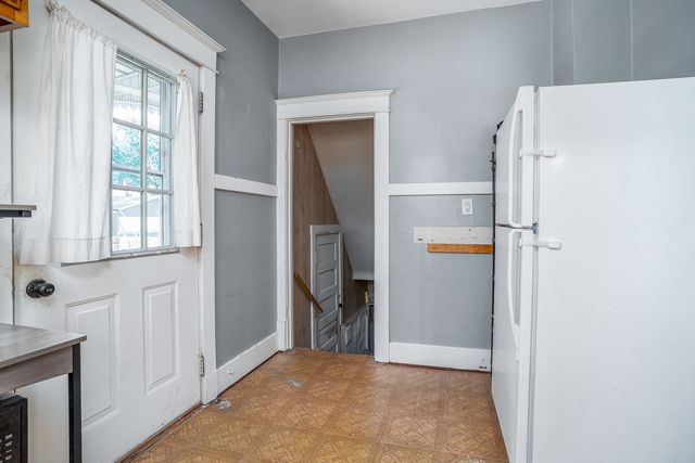 2712 Carey Avenue, Davenport, IA 52803