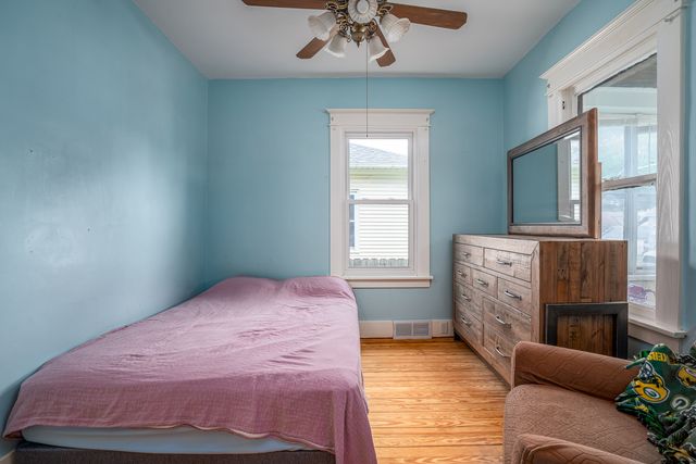 2712 Carey Avenue, Davenport, IA 52803