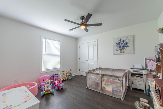 447 Highway 1676, Science Hill, KY 42553