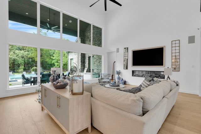 7190 Morningbrook Drive, Montgomery, TX 77316