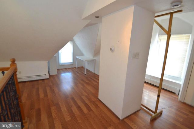 188 CHURCH ST E, Beverly, NJ 08010