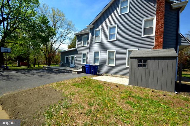 188 CHURCH ST E, Beverly, NJ 08010