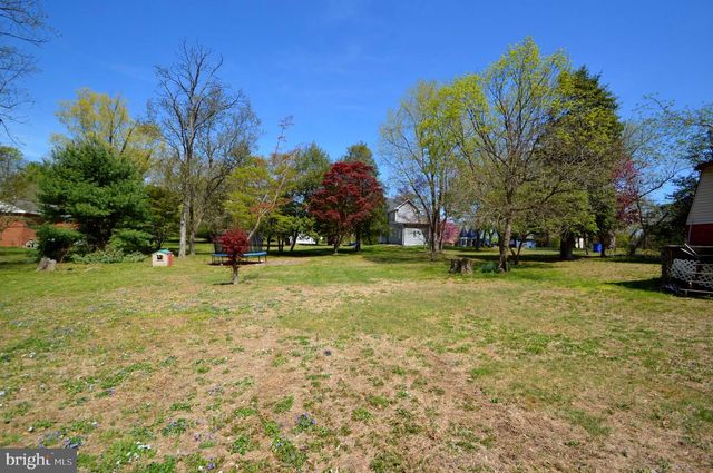 188 CHURCH ST E, Beverly, NJ 08010