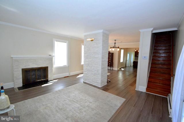 188 CHURCH ST E, Beverly, NJ 08010