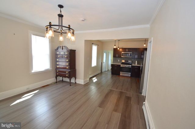 188 CHURCH ST E, Beverly, NJ 08010