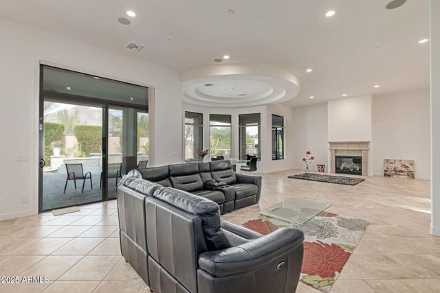 9990 E DESERT BEAUTY Drive, Scottsdale, AZ 85255