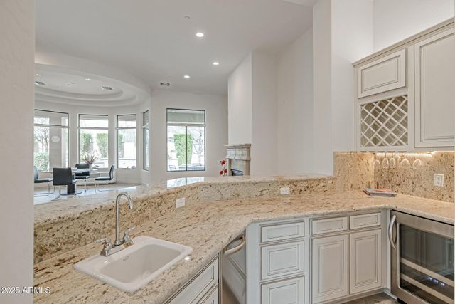 9990 E DESERT BEAUTY Drive, Scottsdale, AZ 85255