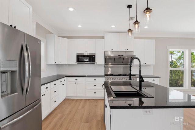 925 Heron Point Drive, Gulf Shores, AL 36542