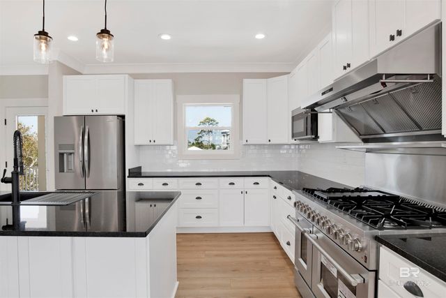 925 Heron Point Drive, Gulf Shores, AL 36542