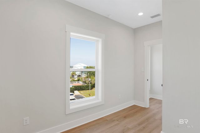 925 Heron Point Drive, Gulf Shores, AL 36542