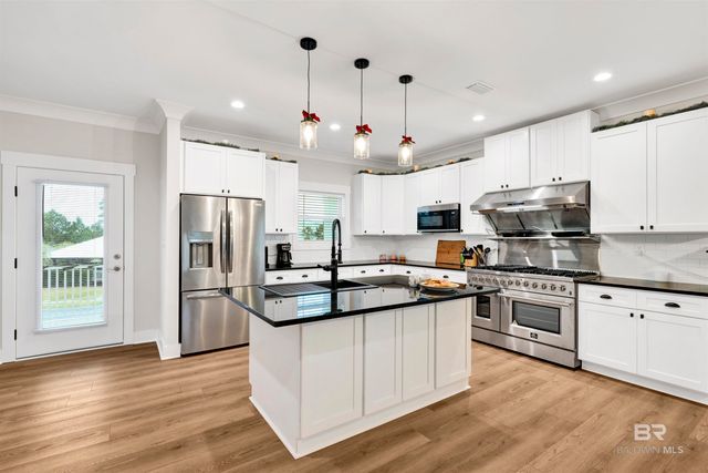 925 Heron Point Drive, Gulf Shores, AL 36542