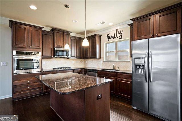 40 Quiet Water, Covington, GA 30016