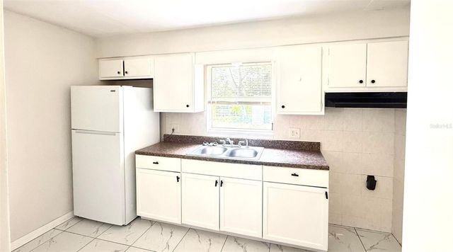 31 S BARBOUR STREET, Beverly Hills, FL 34465