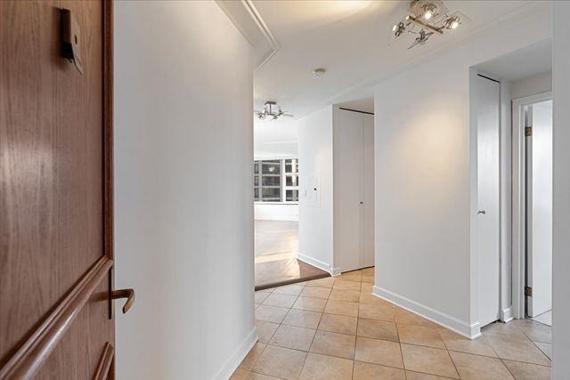 401 E ONTARIO Street 2609, Chicago, IL 60611