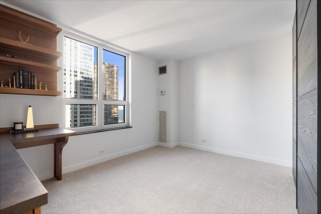 401 E ONTARIO Street 2609, Chicago, IL 60611
