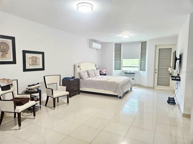 H 11 CAGUAS REAL, TORRES DEL ORO, Caguas, PR 00725