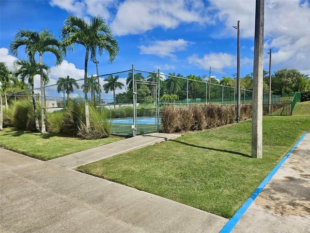 H 11 CAGUAS REAL, TORRES DEL ORO, Caguas, PR 00725