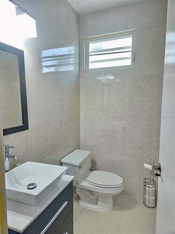 H 11 CAGUAS REAL, TORRES DEL ORO, Caguas, PR 00725