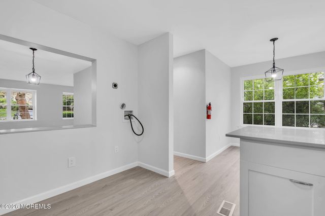 501 Santa Anita Lane, Toms River, NJ 08755