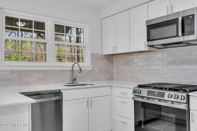 501 Santa Anita Lane, Toms River, NJ 08755